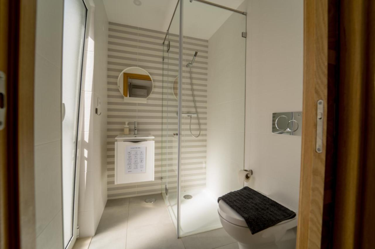 Almas Rooms Lagos Exteriör bild